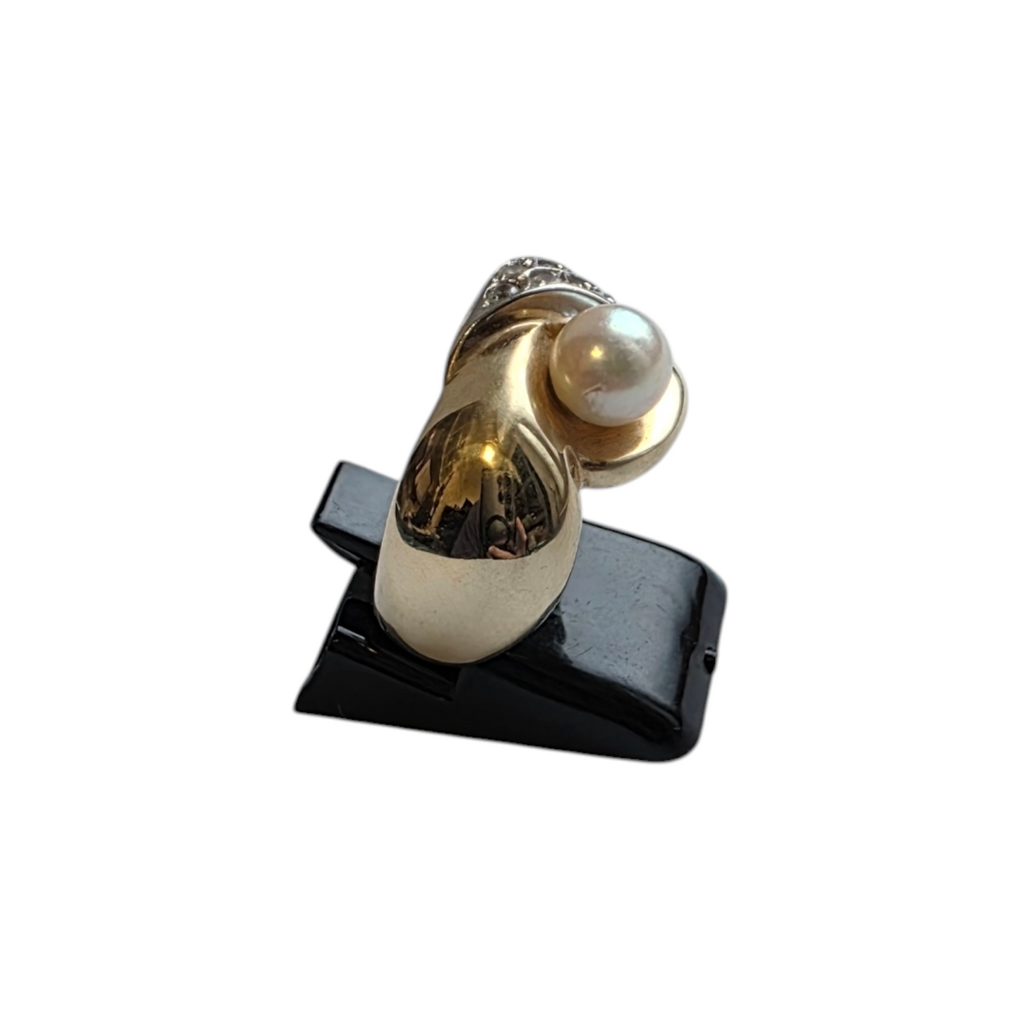 Zlati prstan ''UNO'' 14K 585/1000; masa=6.39g