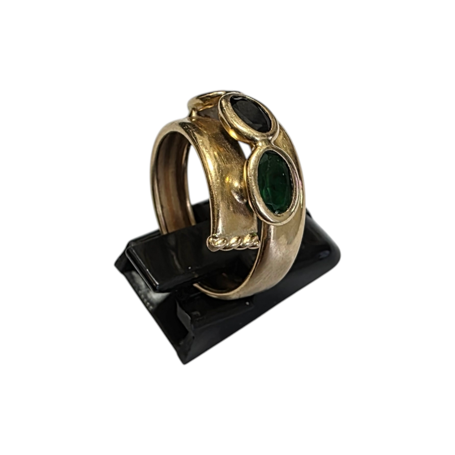 Zlati prstan ''TRIOS'' 18K 750/1000; masa=3.80g