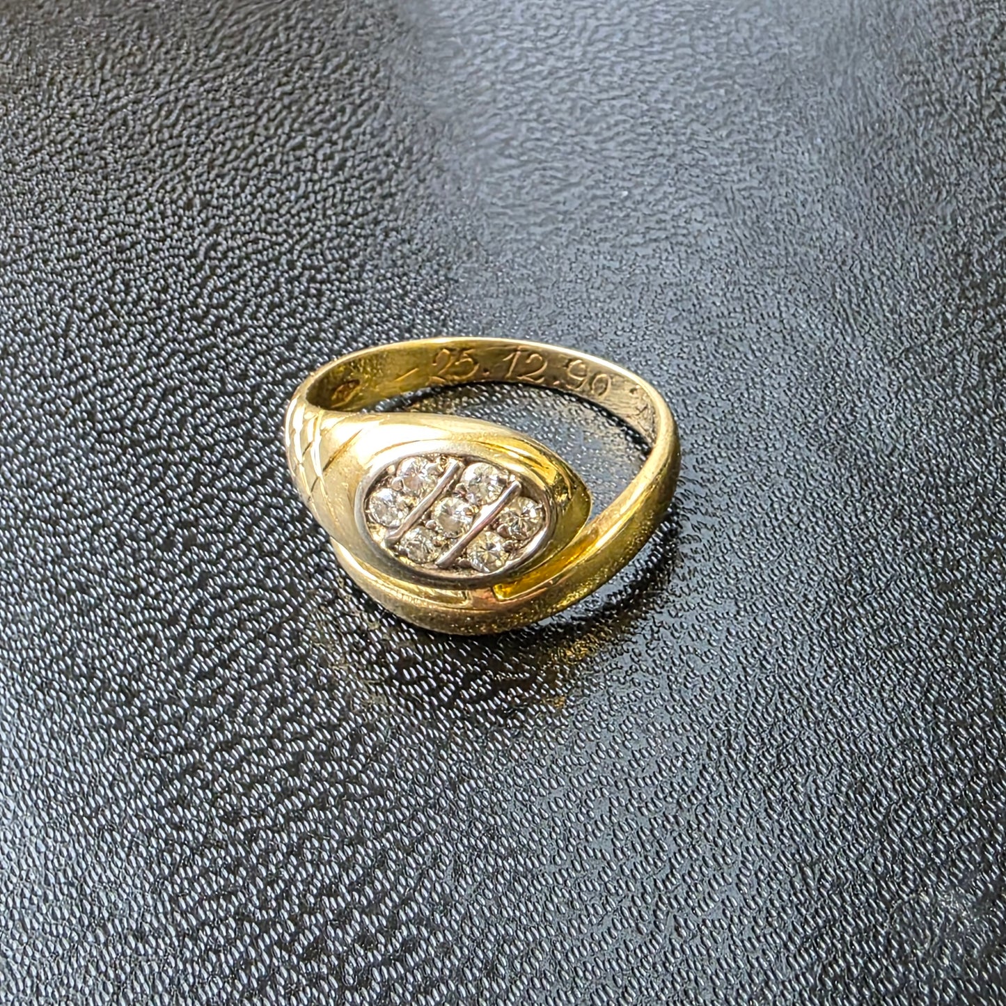 Diamantni prstan "KATARI" 14K 585/1000+DIA; masa=5.40g