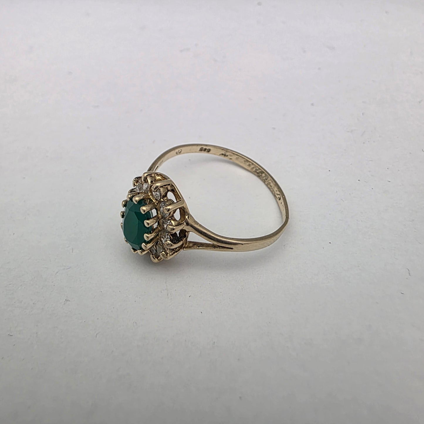 Zlati prstan "INDY" 14K 585/1000; masa=2.00g