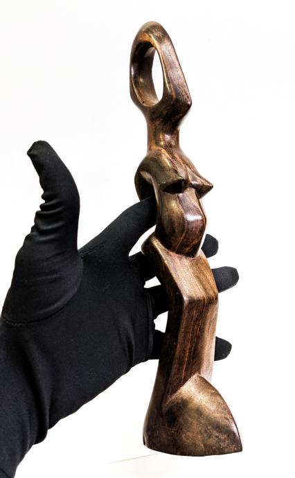 Afriški leseni plemenski kipec "Ženska Kenije" 31x7,5x5,5cm