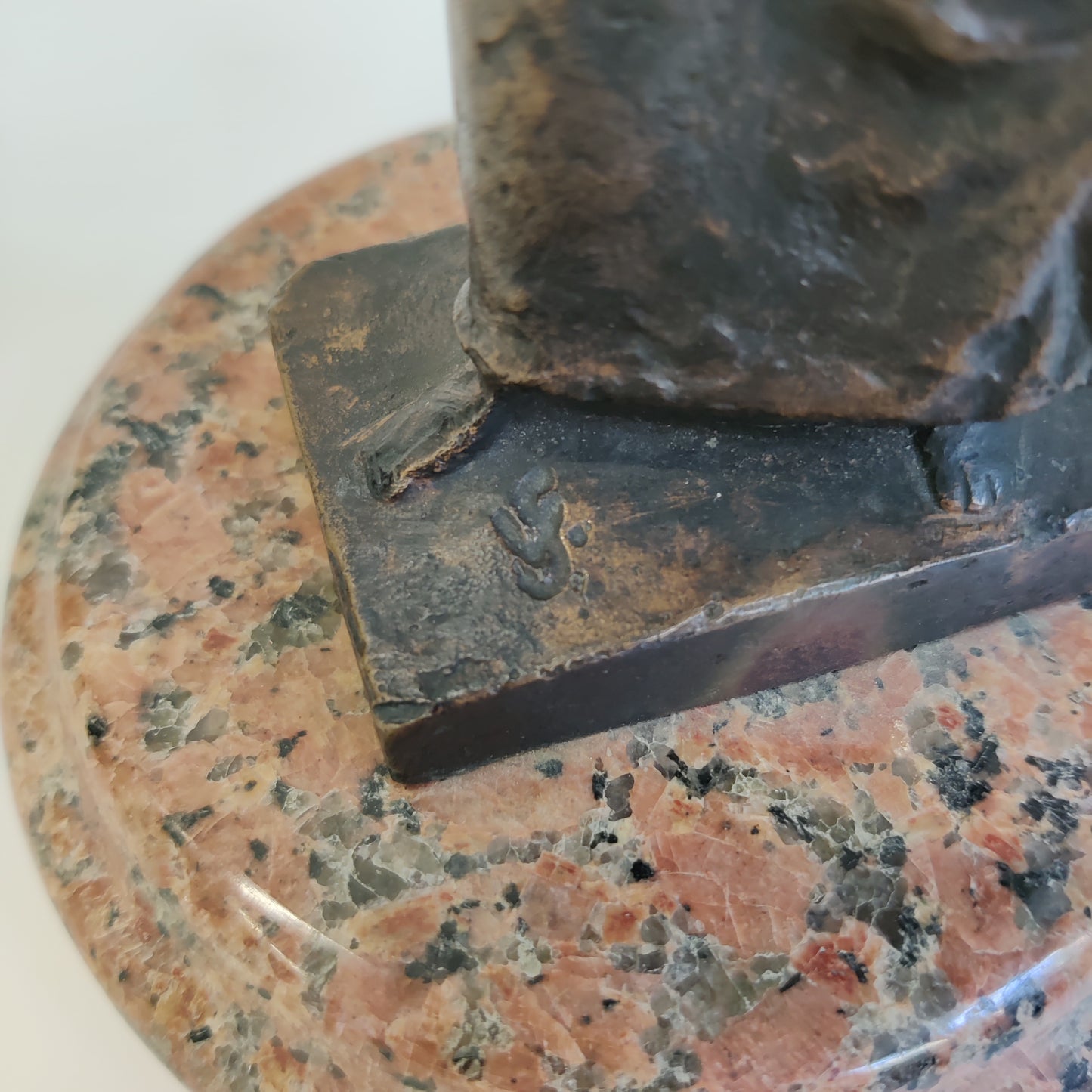 N/A; Kip; "Mati in otrok"; 19 cm