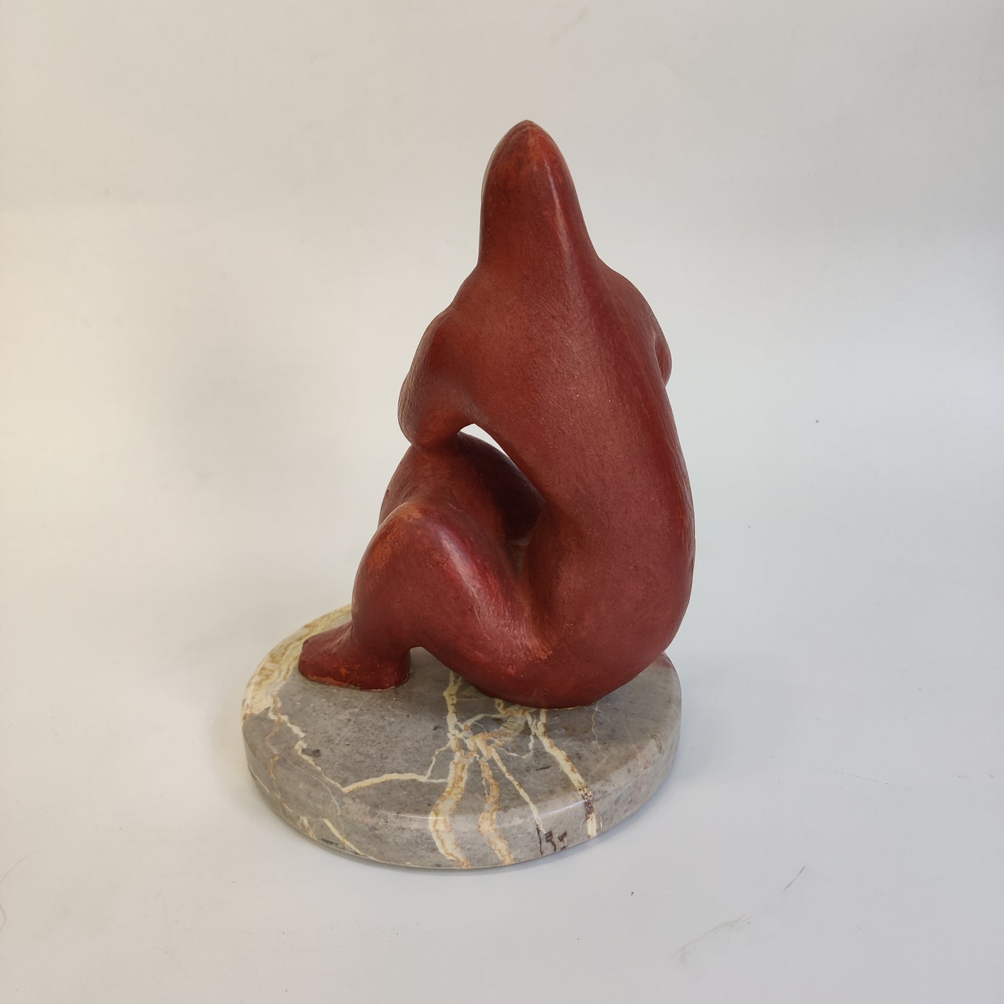 N/A; Kip; "Sedeča žena"; 24 cm