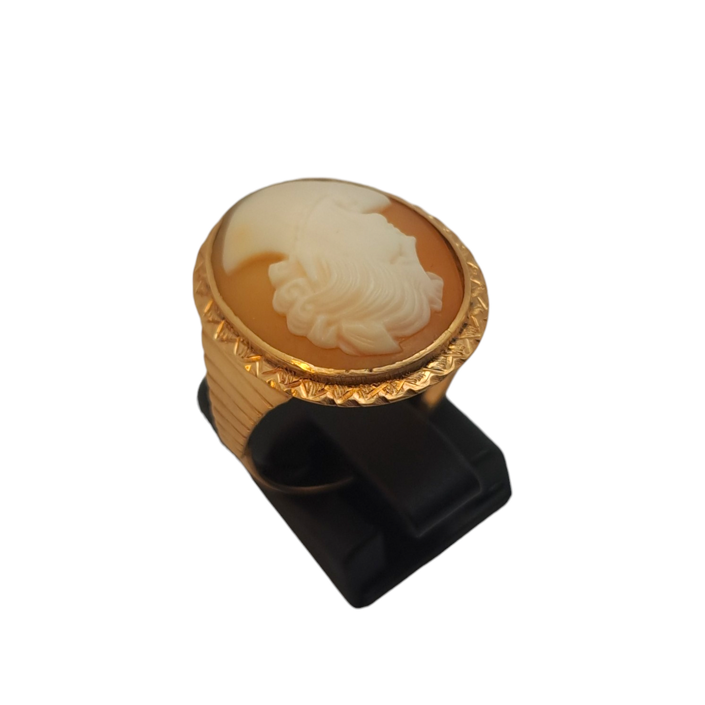 Zlati prstan "MS. FORTUNE" 14K 585/1000; masa=5.13g