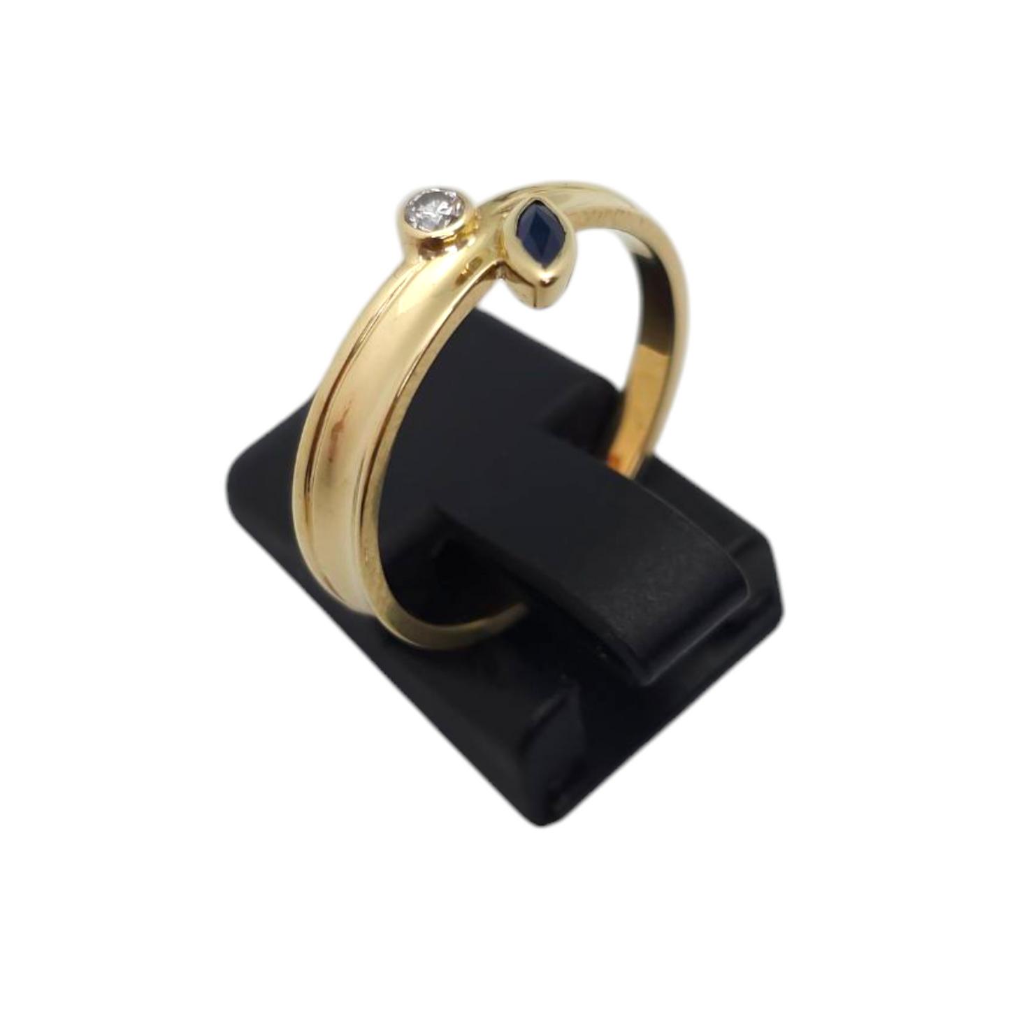 Zlati prstan "RUI" 14K 585/1000; masa=2,84g
