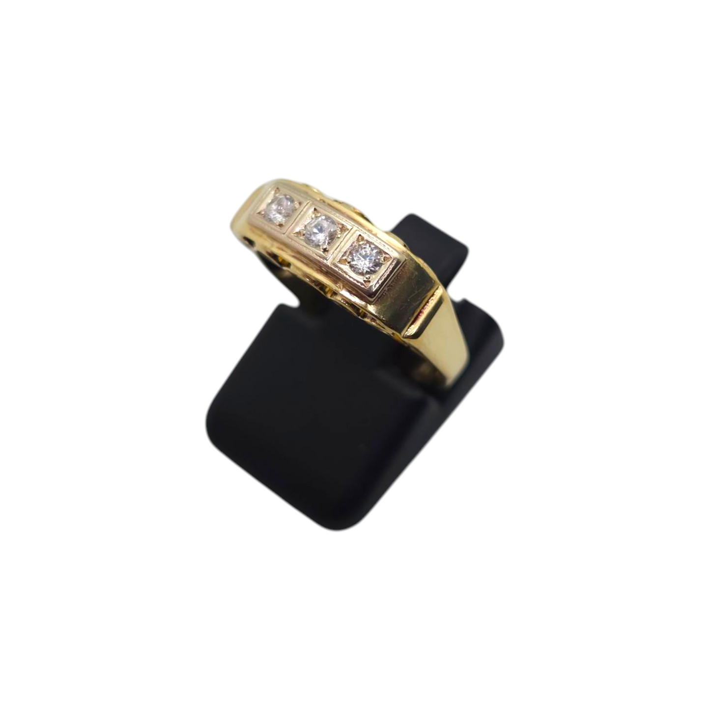 Zlati prstan ''RIO'' 14K 585/1000; masa=2.57g