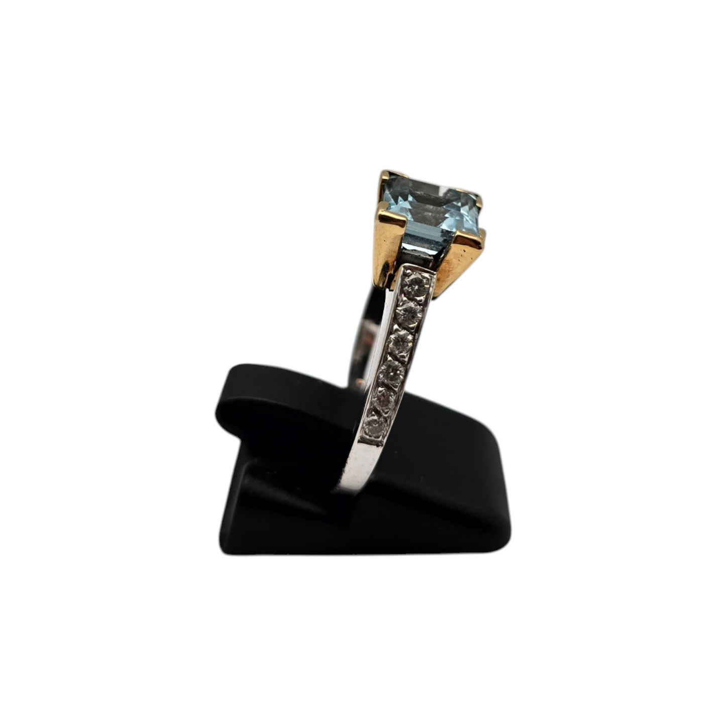 Diamantni prstan ''TUTONE'' 18K 750/1000+DIA; masa=6.43g