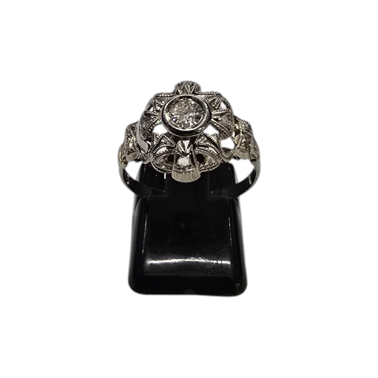 Diamantni prstan ''PATTEE'' 18K 750/1000+DIA; masa=2.71g
