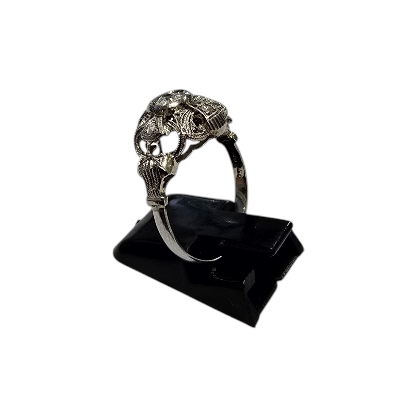 Diamantni prstan ''PATTEE'' 18K 750/1000+DIA; masa=2.71g