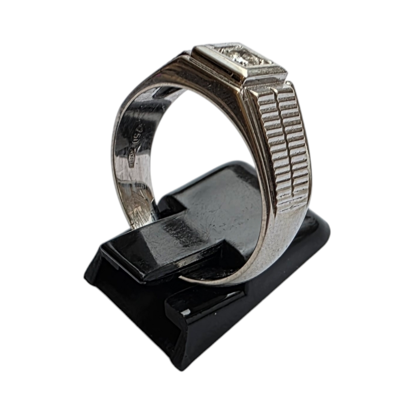 Diamantni prstan "DEMAR" 18K 750/1000+DIA; masa=7.52g