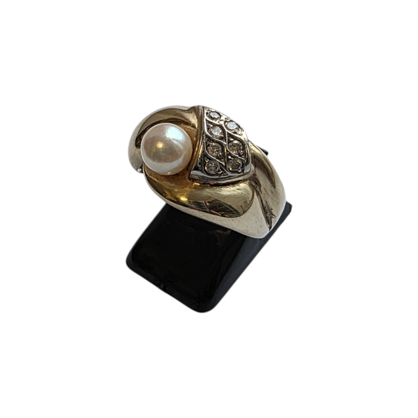 Zlati prstan ''UNO'' 14K 585/1000; masa=6.39g