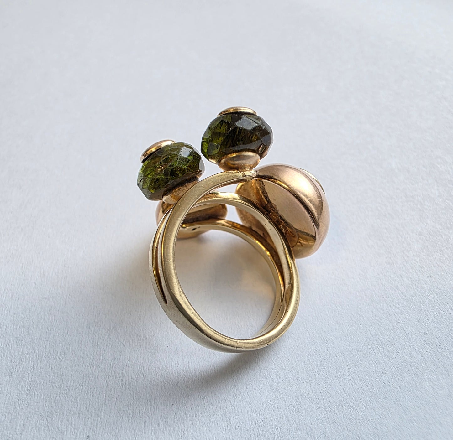 Zlati prstan ''LUSTRE'' 14K 585/1000; masa=8.91g