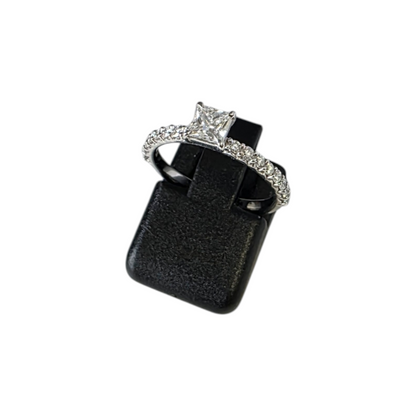 Diamantni prstan "APOGEJ" 10K 417/1000+DIA; masa=1.60g