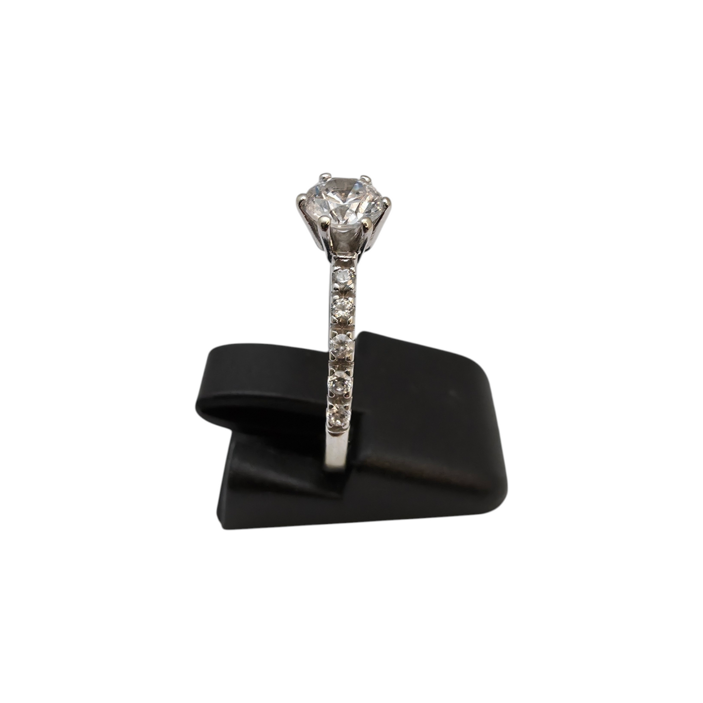 Zlati prstan "SOLO" 14K 585/1000; masa=1.61g