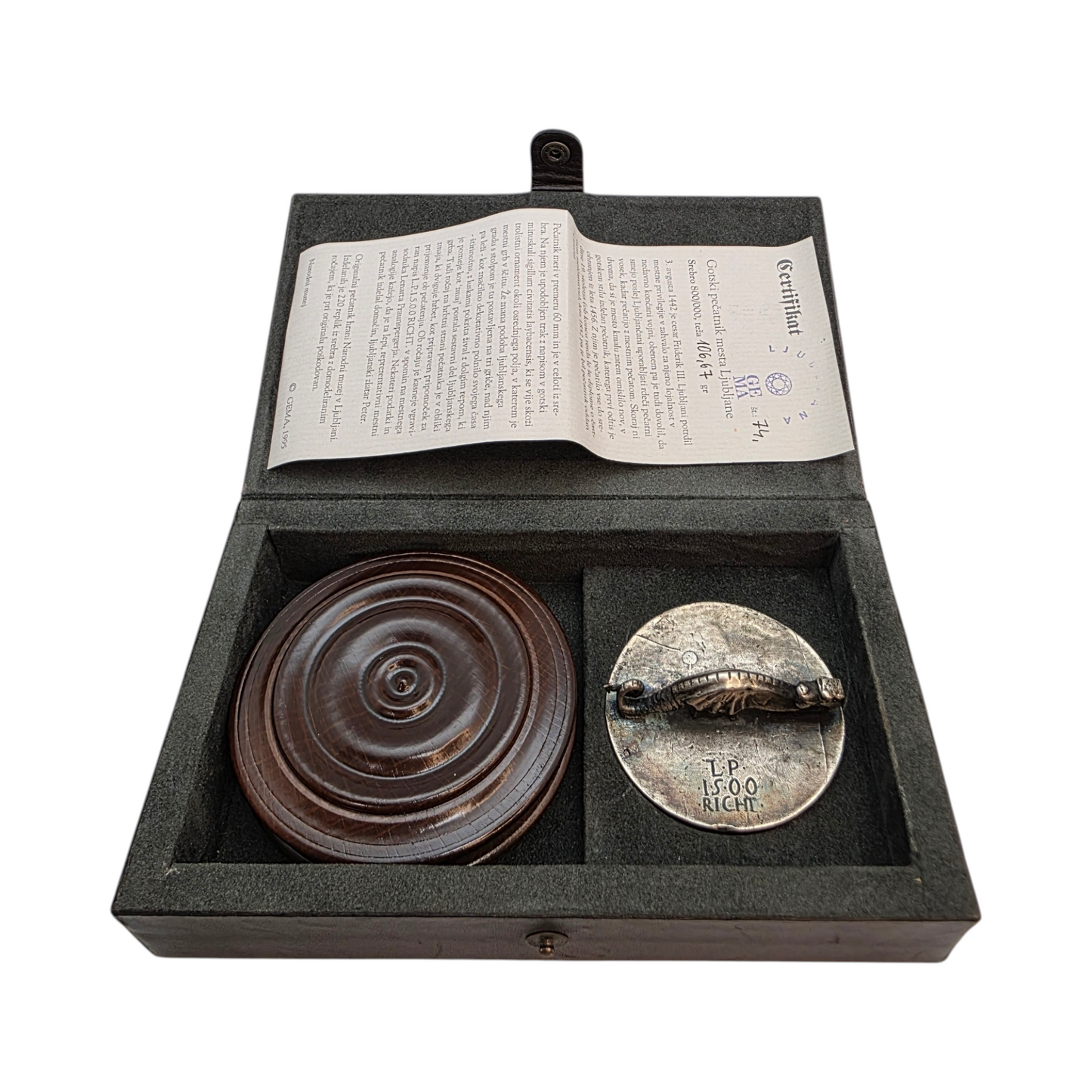 Gotski pečatnik mesta Ljubljane Ag 800/1000; masa=106.67g