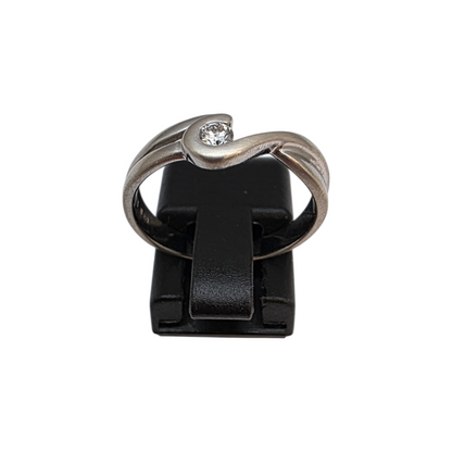 Diamantni prstan "YUNI" 14K 585/1000+DIA; masa=3.22g