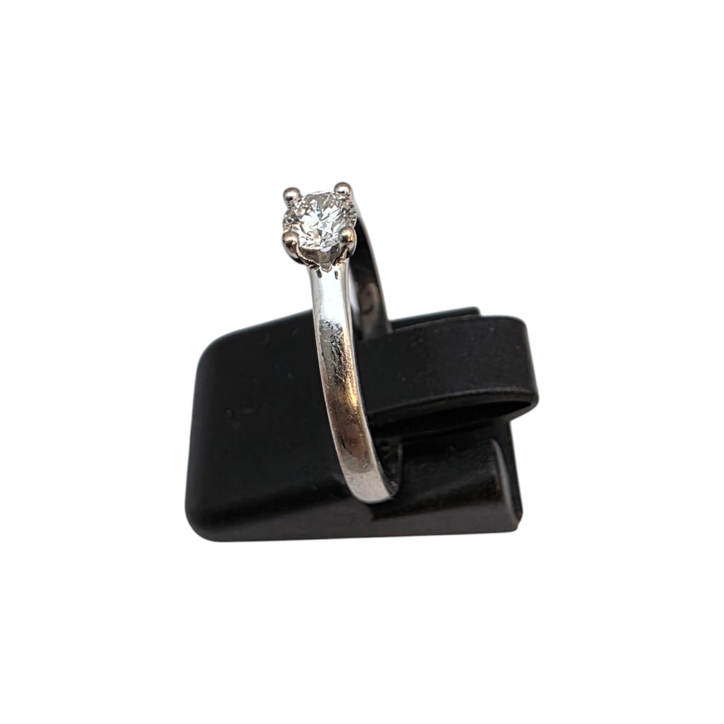 Diamantni prstan "URAL" 14K 585/1000+DIA; masa=1.85g