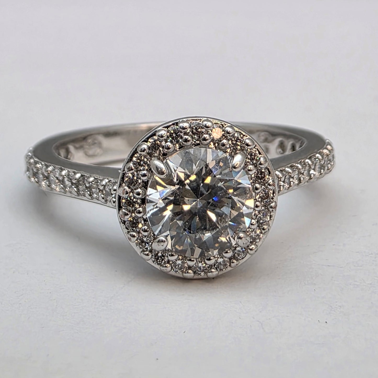 Zlati prstan "SWAN" 14K 585/1000; masa=2.71g