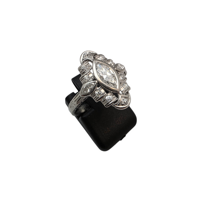 Diamantni prstan "DECO" Pt 833/1000+DIA; masa=4.90g