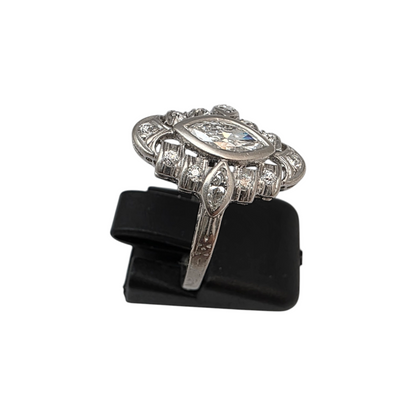 Diamantni prstan "DECO" Pt 833/1000+DIA; masa=4.90g