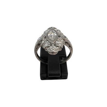 Diamantni prstan "DECO" Pt 833/1000+DIA; masa=4.90g