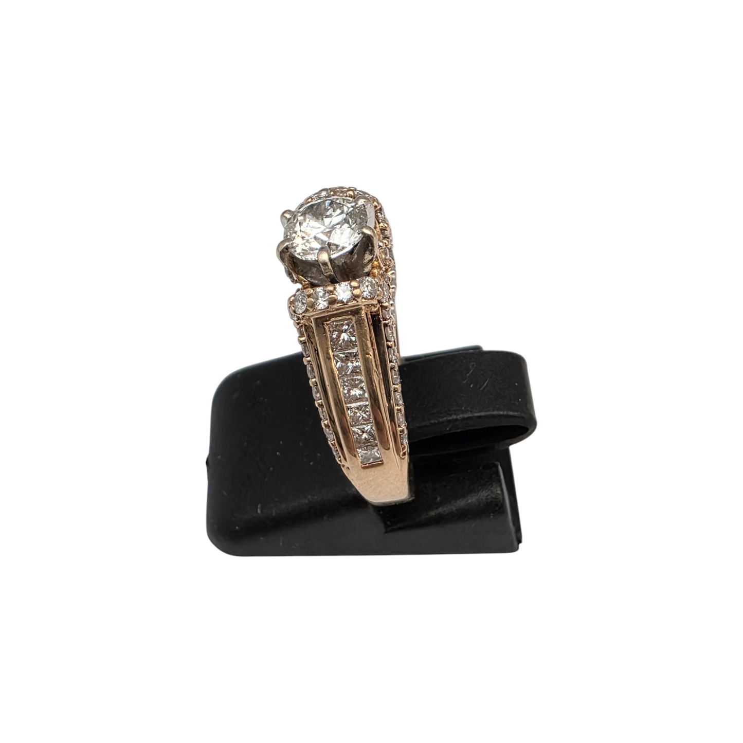 Diamantni prstan "COUNTESS" 18K 750/1000+DIA; masa=4.80g