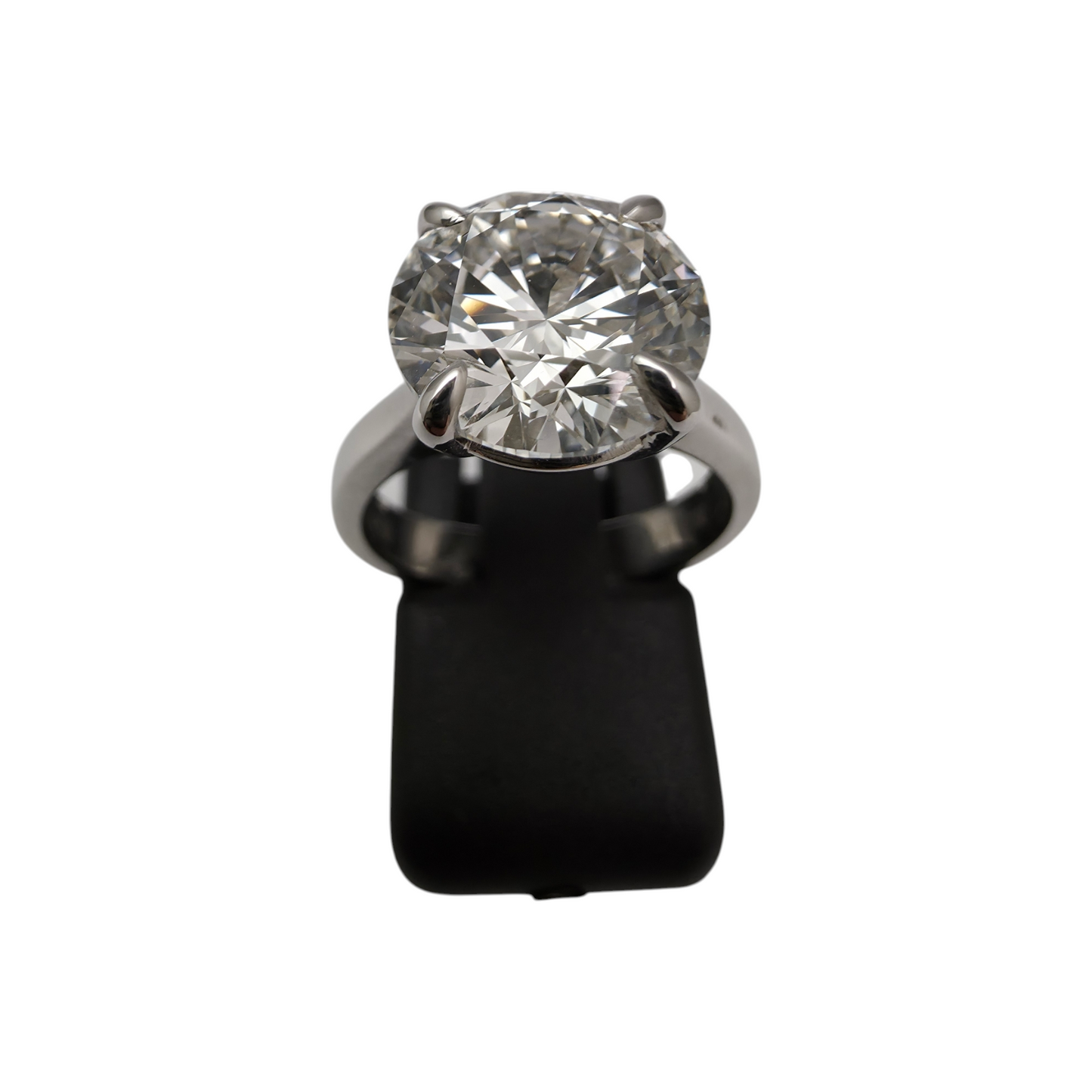Diamantni prstan "WOW" VVS2 5.04ct + CERT.