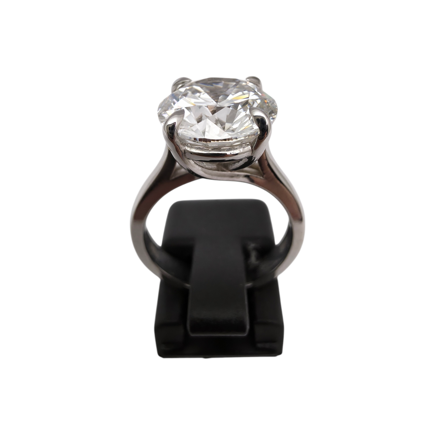 Diamantni prstan "WOW" VVS2 5.04ct + CERT.