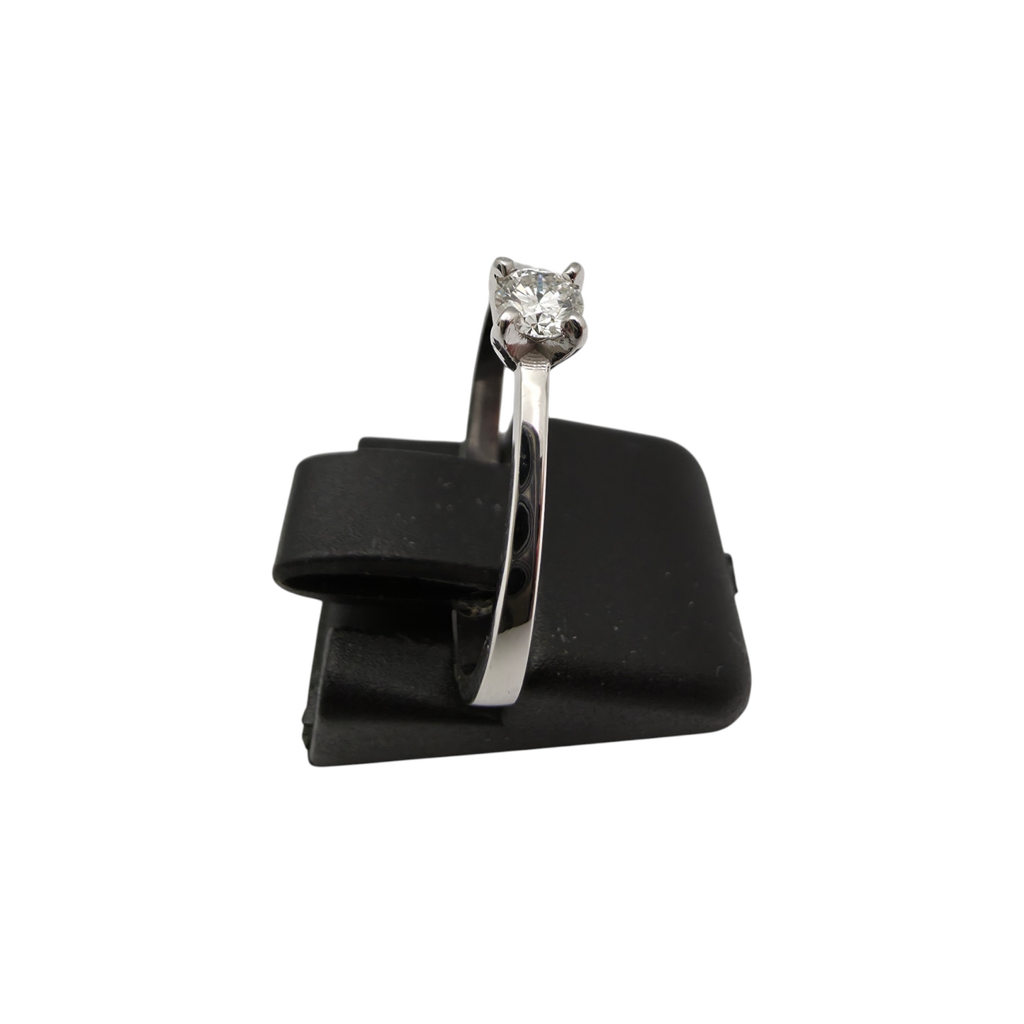 Diamantni prstan "STARLEE" 14K 585/1000+DIA+CERT; masa=1.91g