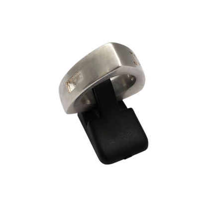 Srebrni prstan "JOOP" Ag 925/1000; masa=24.83g