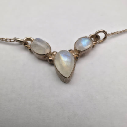 Srebrna verižica "MOON" Ag 925/1000; masa=4.79g