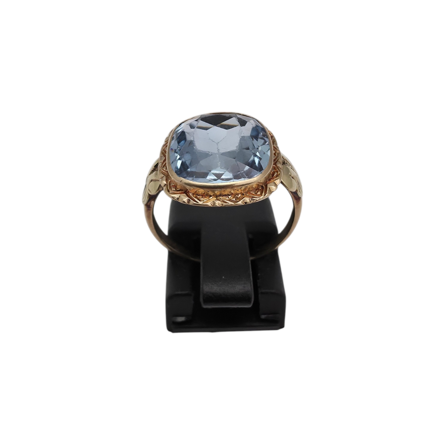 Zlati prstan "SAXE" 14K 585/1000; masa=3.93g