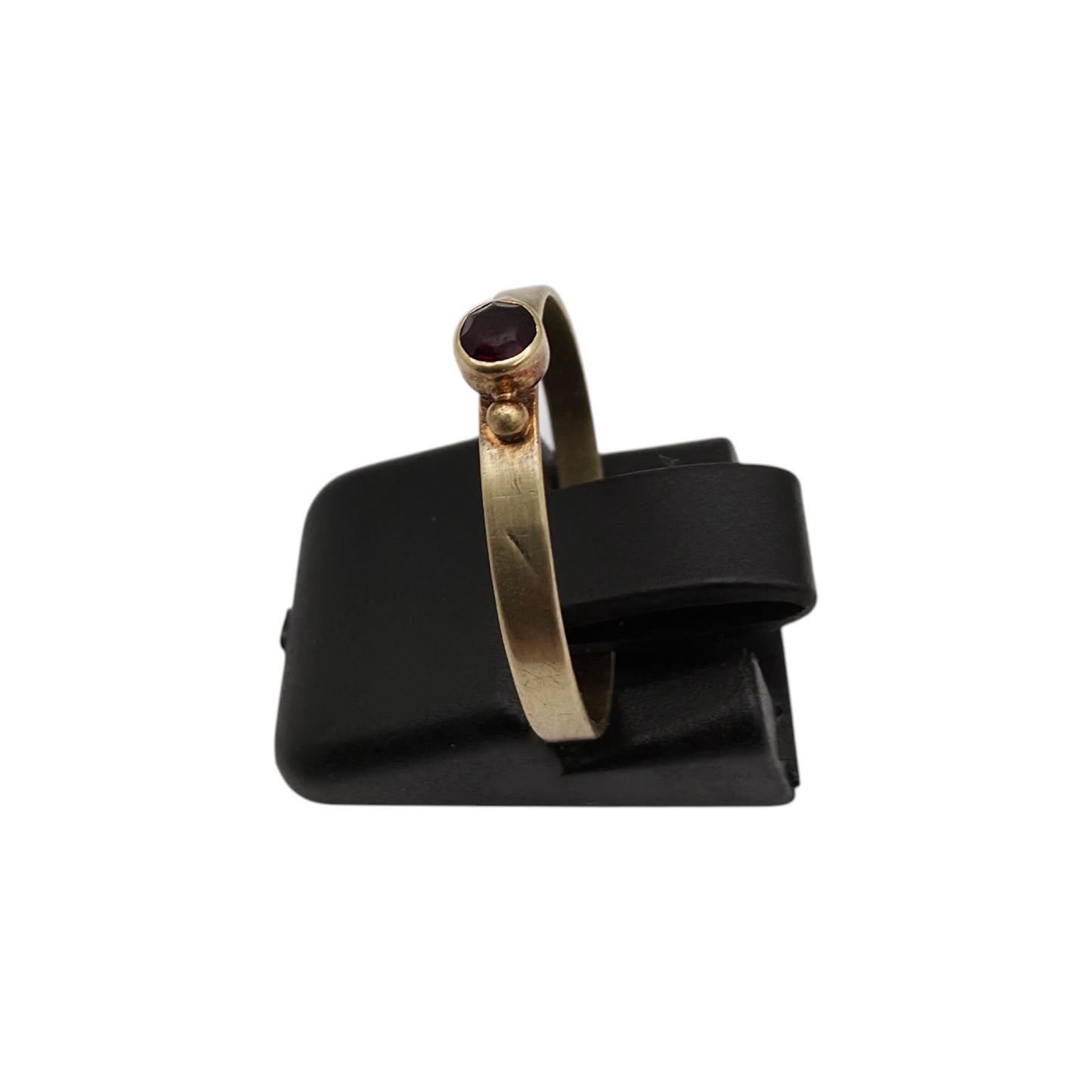 Zlati prstan "MONROE" 14K 585/1000; masa=1.04g