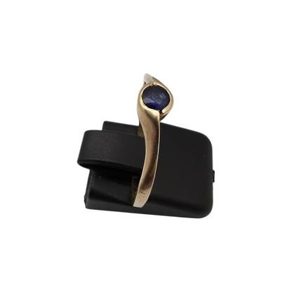 Zlati prstan "JAYDA" 14K 585/1000; masa=1.79g