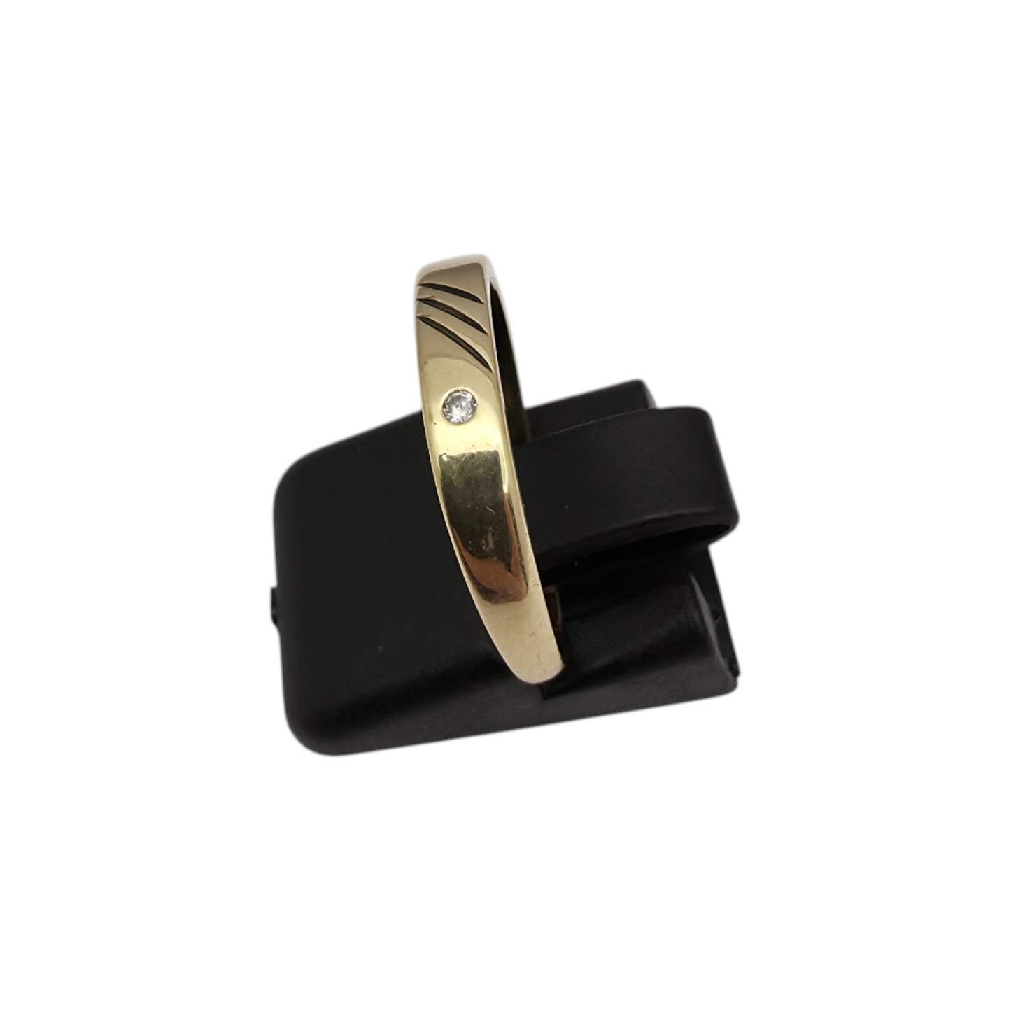 Zlati prstan "CIRQ" 14K 585/1000; masa=1.51g