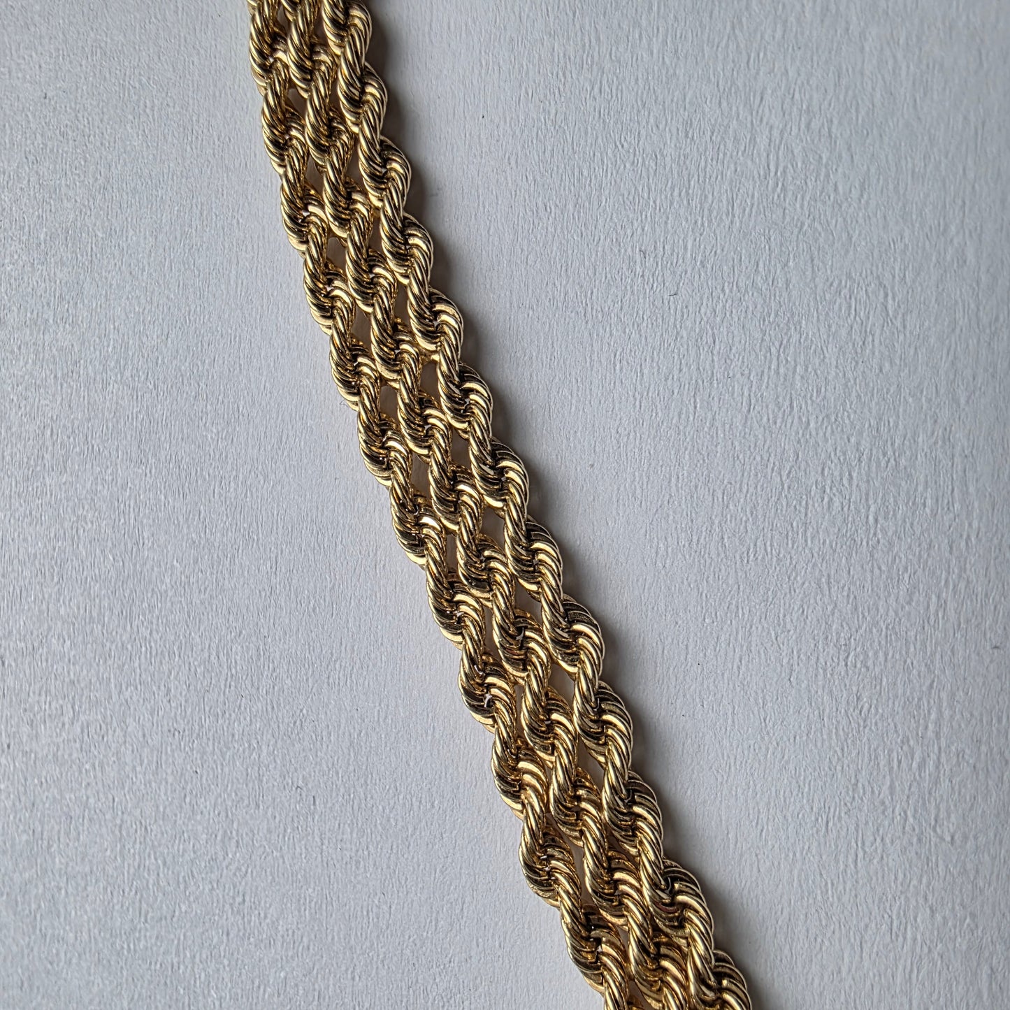 Zlata zapestnica "TANGLE" 14K 585/1000; masa=10.03g