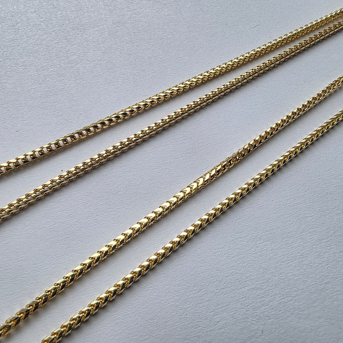 Zlata verižica "DONI" 14K 585/1000; masa=12.47g