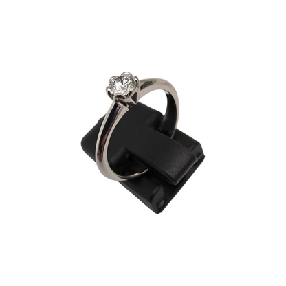 Diamantni prstan "VARG" 18K 750/1000; masa=3.58g
