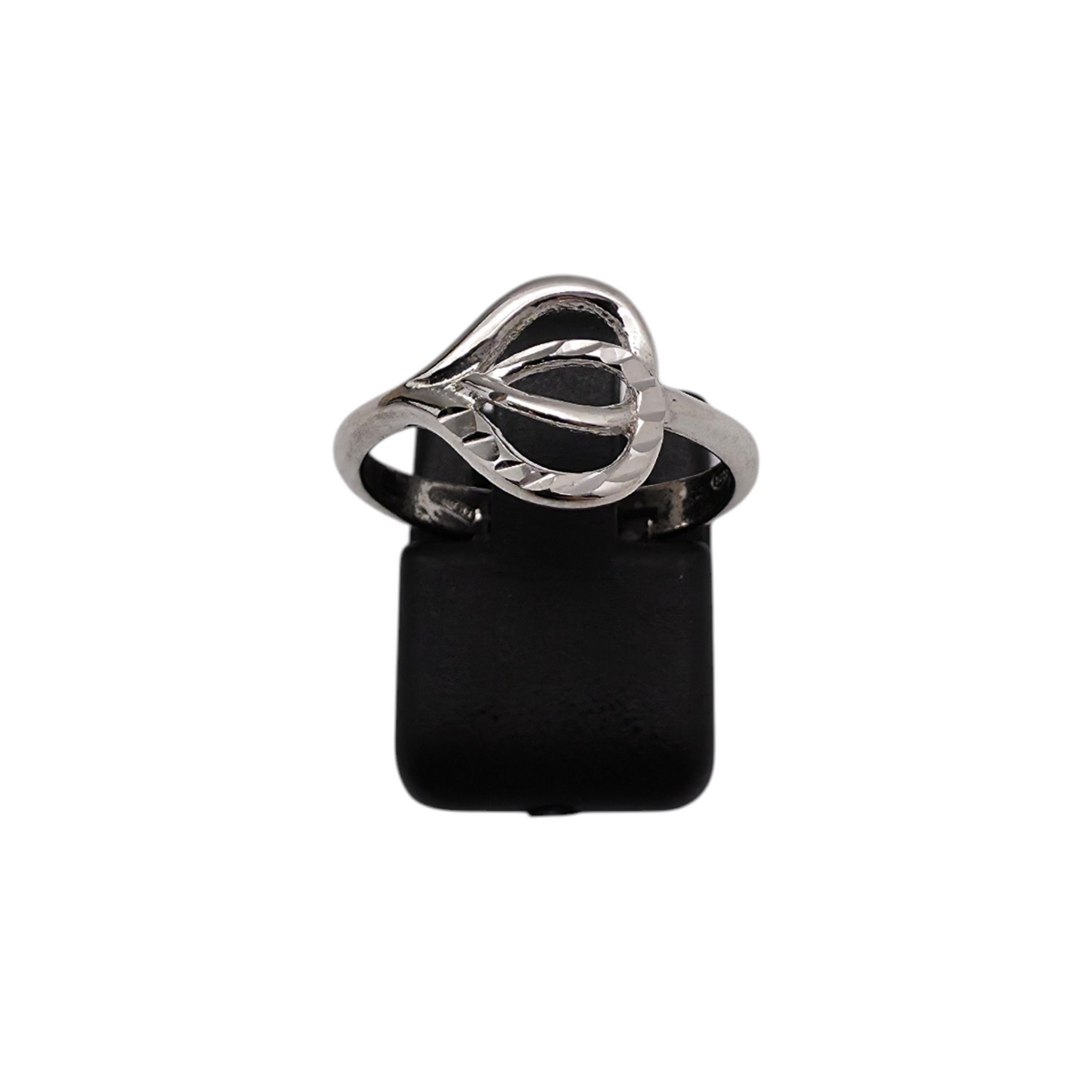 Srebrni prstan "GEIST" 925/1000; masa=2.13g