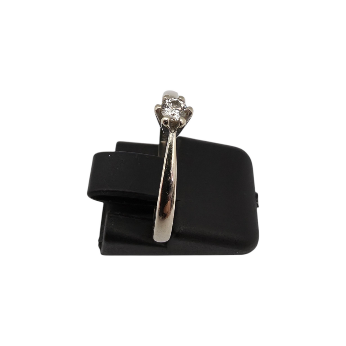 Diamantni prstan "EILE" 14K 585/1000; masa=2.06g