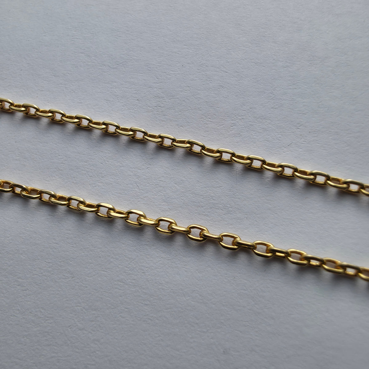 Zlata verižica "ZAKI" 14K 585/1000; masa=4.29g