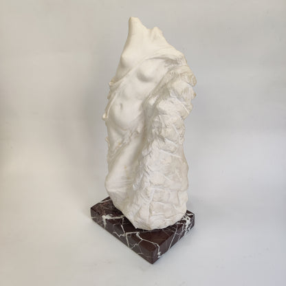 Stipe Miličić; Kip; Ženski torso - marmor; 50 cm