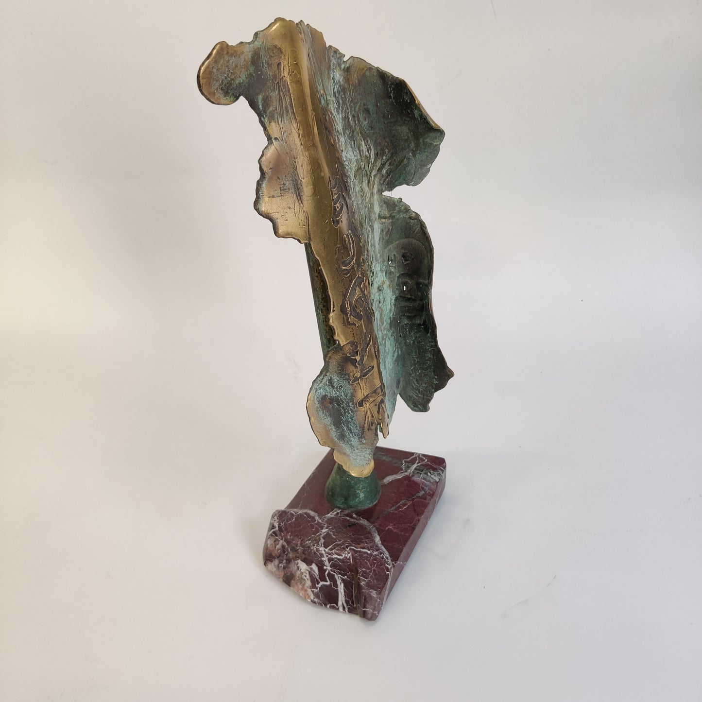 Stipe Miličić; Kip; "List papirja"; 41 cm