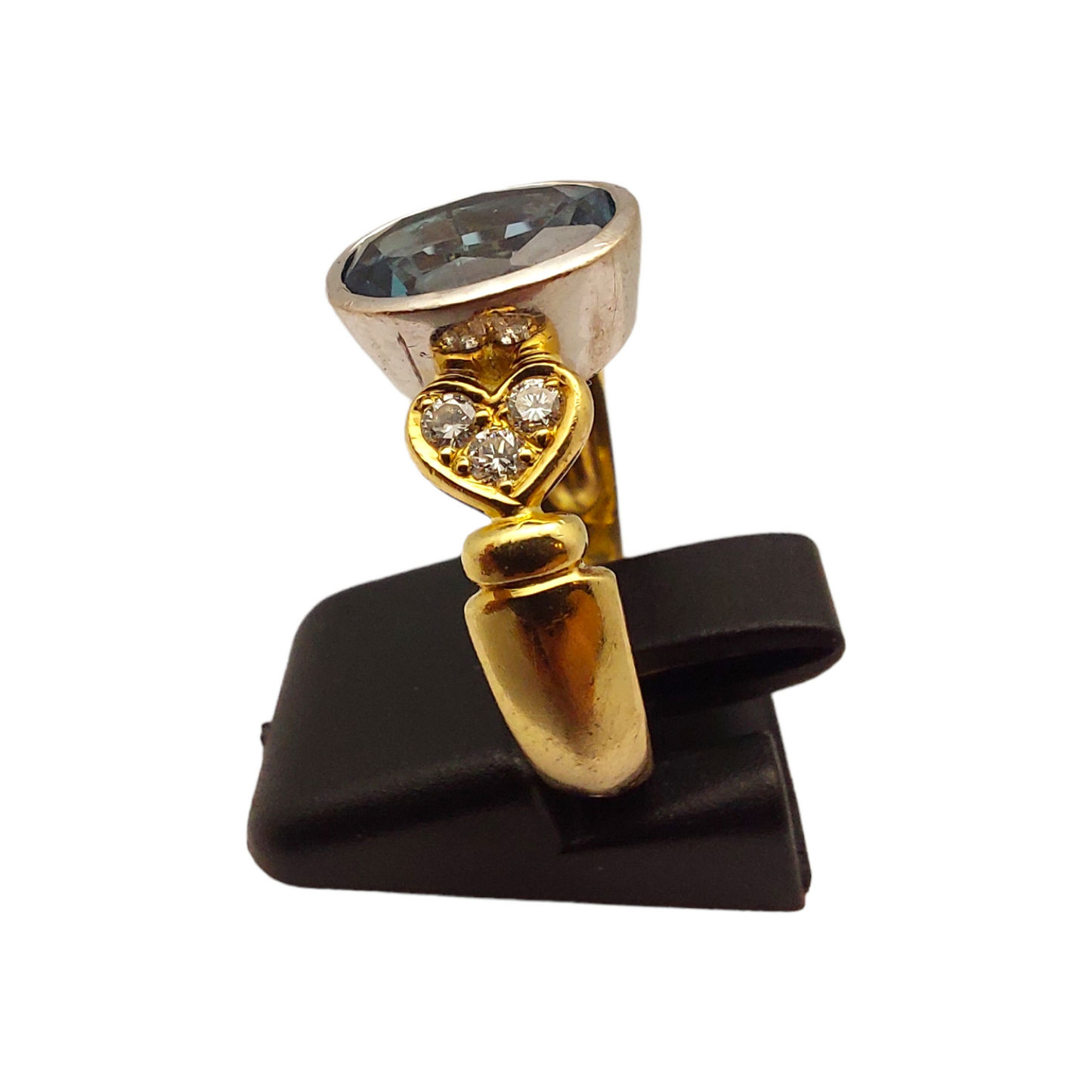 Zlati prstan "AQUA" 18K 750/1000+DIA; masa=6.61g