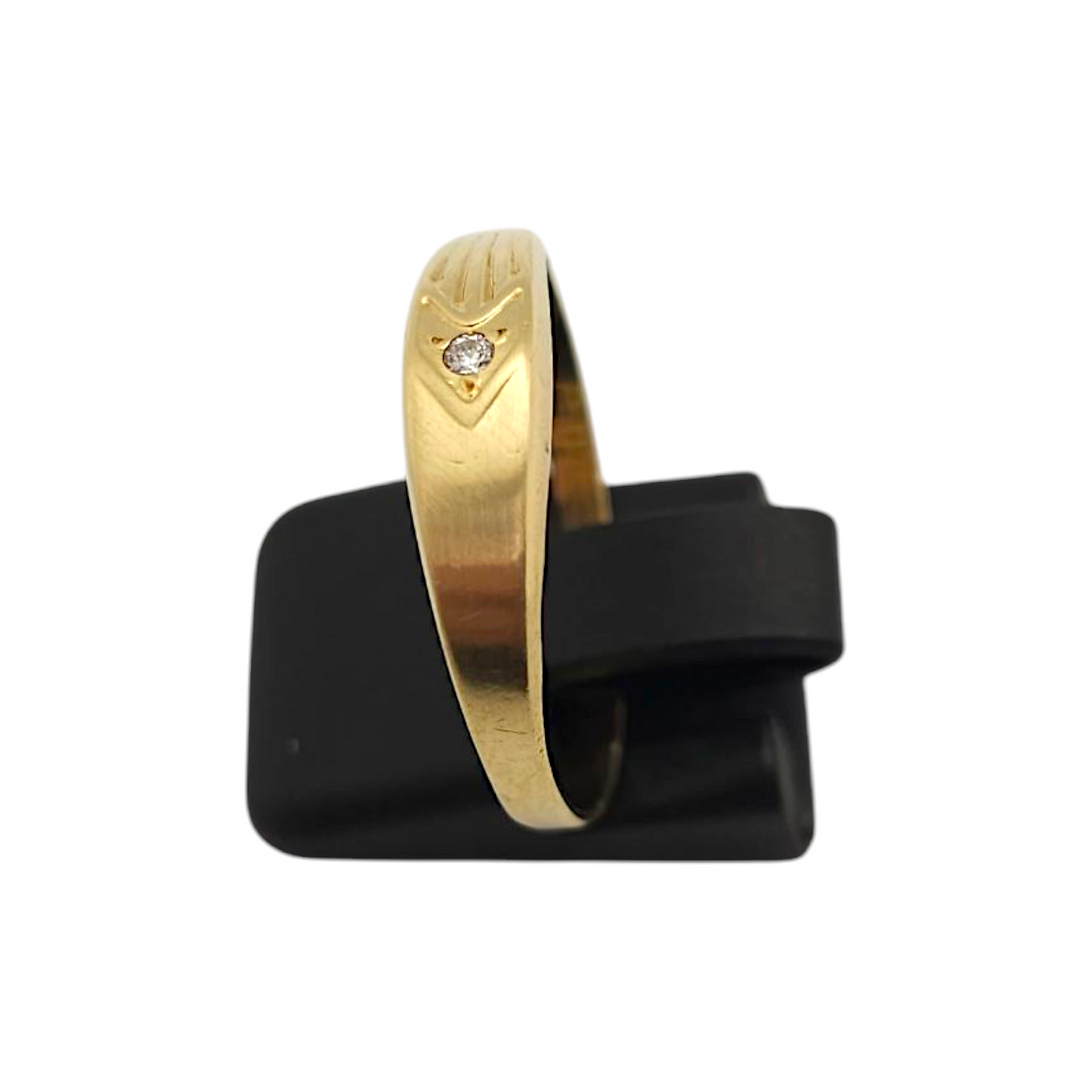 Zlati prstan ''BESS'' 14K 585/1000; masa=1.55g