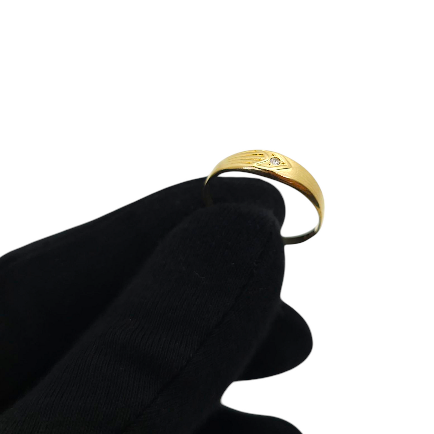 Zlati prstan ''BESS'' 14K 585/1000; masa=1.55g