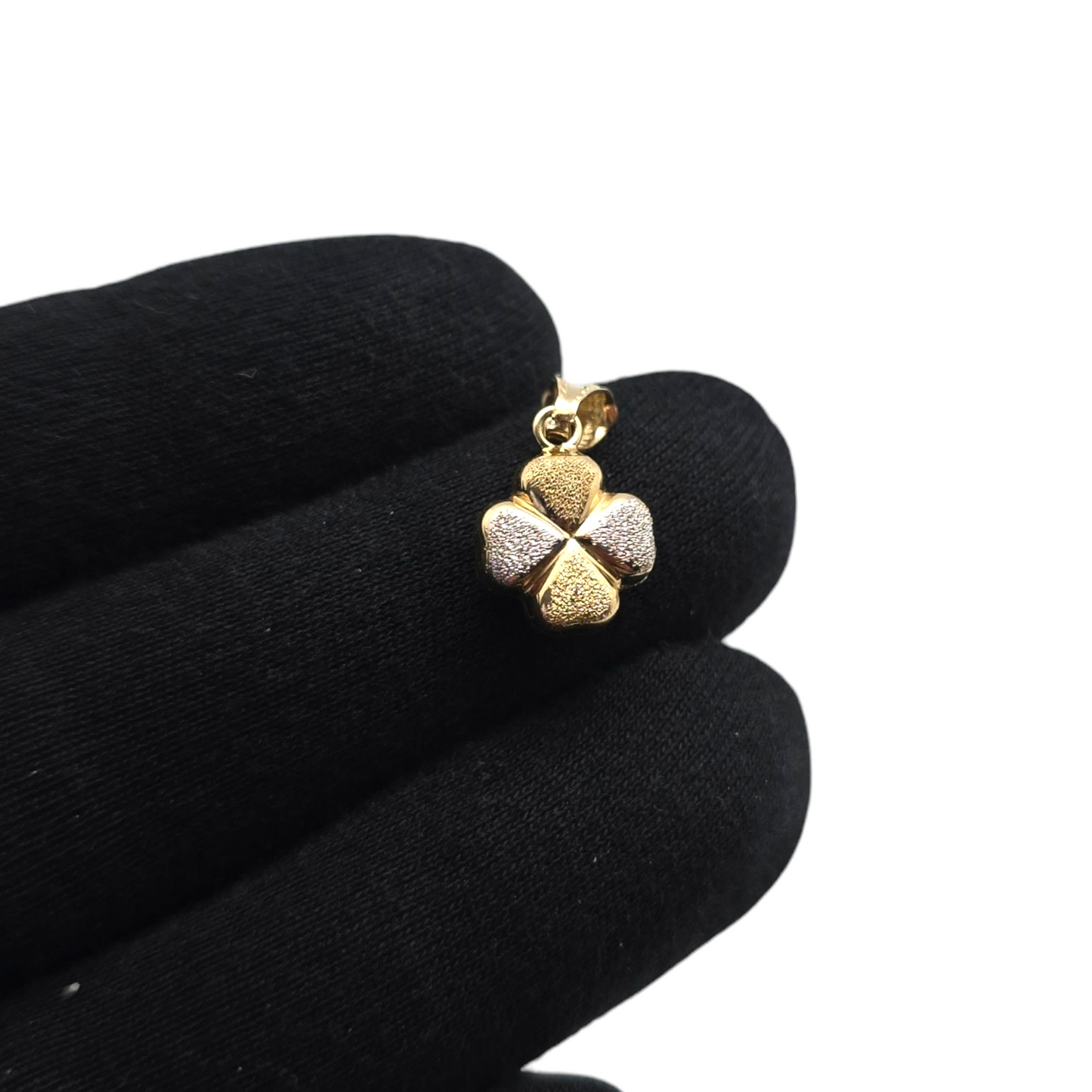 Zlati obesek ''GLUCK'' 14K 585/1000; masa=1.26g
