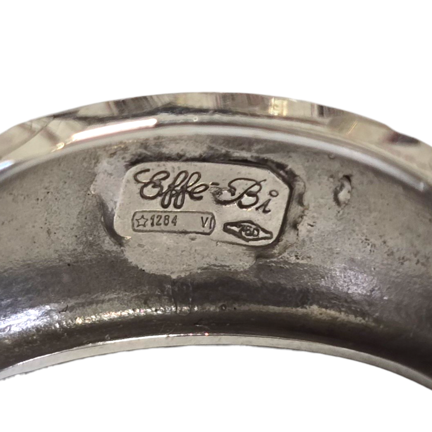 Zlati prstan ''EFFY'' 18K 750/1000; masa=4.28g