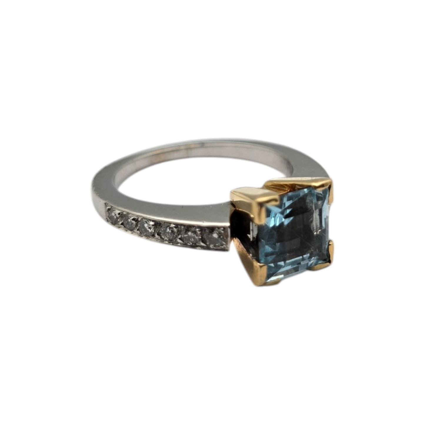 Diamantni prstan ''TUTONE'' 18K 750/1000+DIA; masa=6.43g